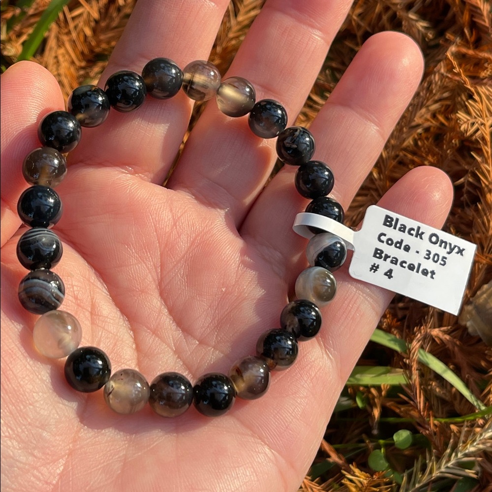 NWT Natural Black Onyx Elastic Bracelet